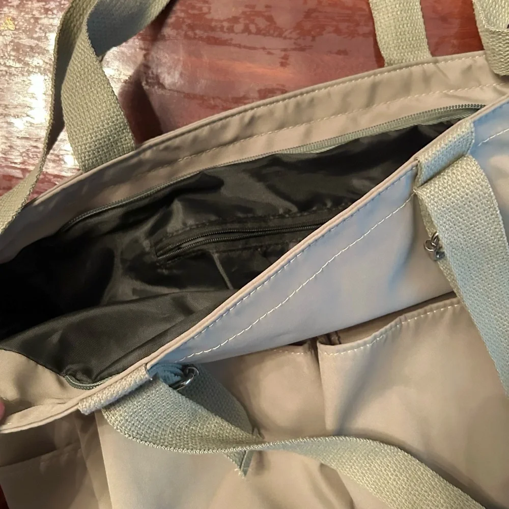 LAST CALL 🤍 sage green messenger / crossbody x shoulder / tote convertible bag